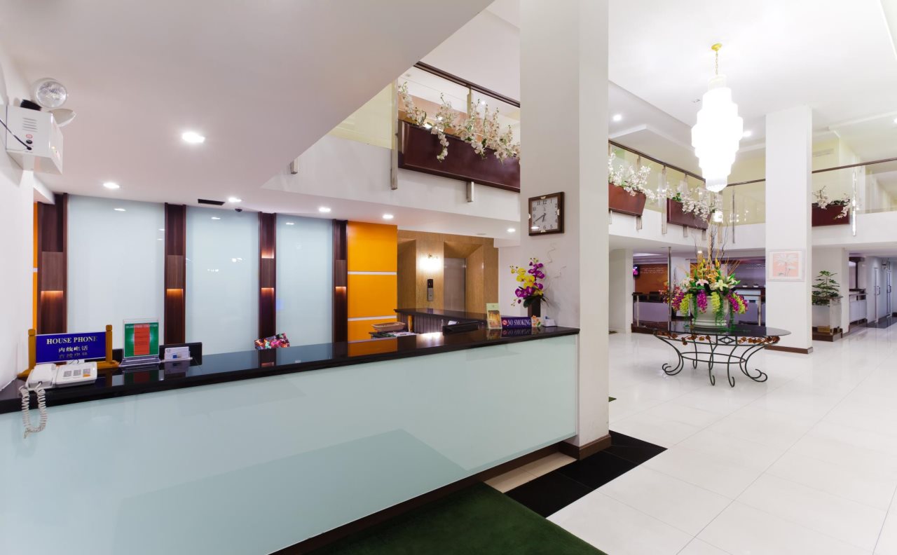 Platinum Suite 8