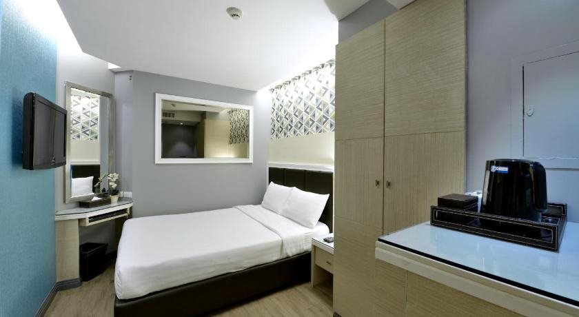 Prestige Suites Nana 16