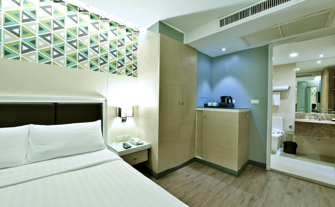 Prestige Suites Nana 19