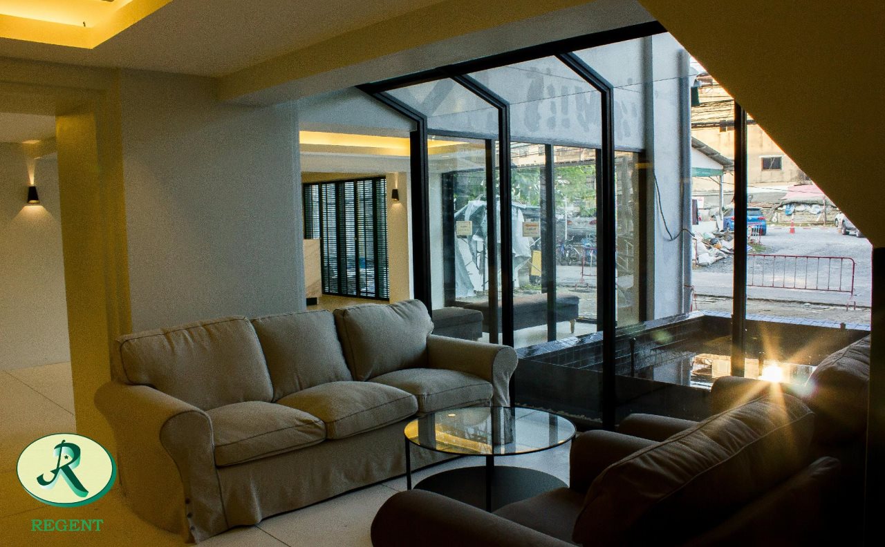 Regent Ramkhamhaeng and Apartment 3