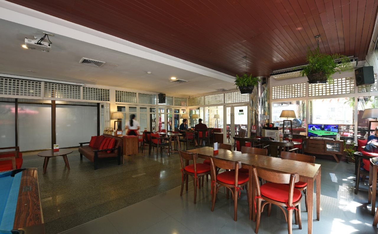 Ruamchit Plaza 12