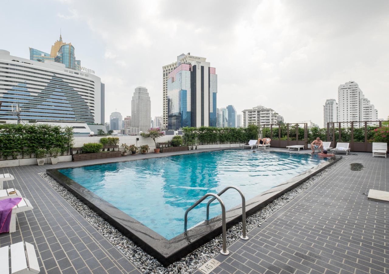 Ruamchit Plaza 21