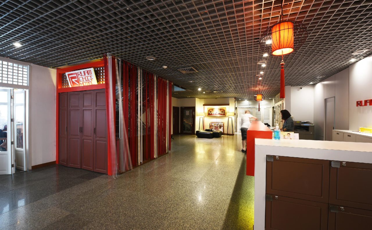 Ruamchit Plaza 3