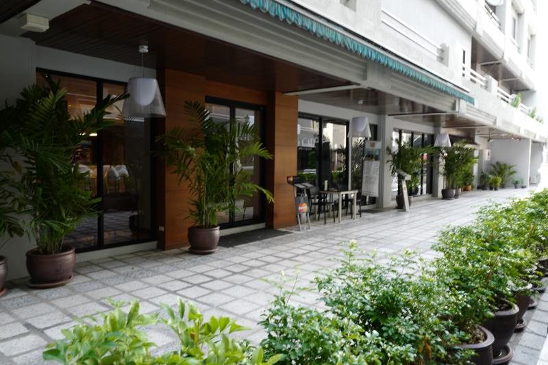 S33 Compact Sukhumvit Hotel 11