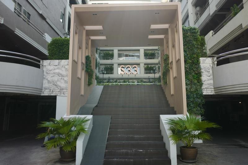S33 Compact Sukhumvit Hotel 17