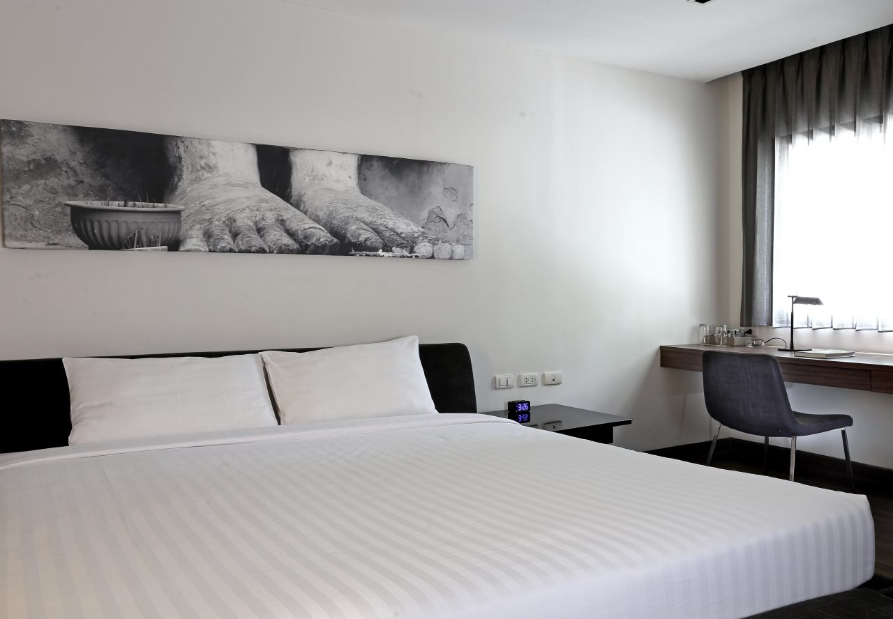 S33 Compact Sukhumvit Hotel 7
