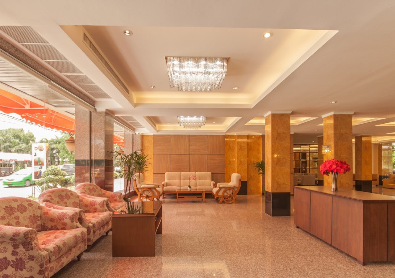Tara Lake Hotel 1