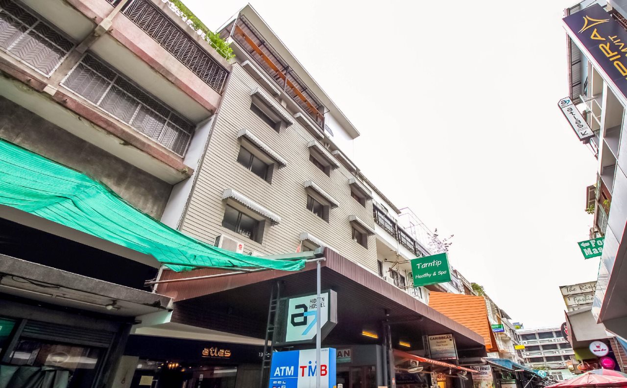 Atlas Bangkok Hotel 12