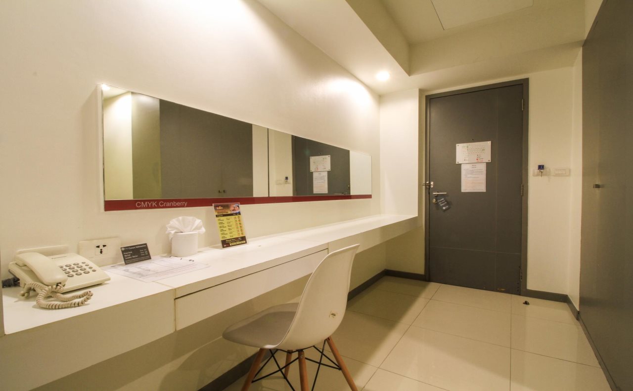 myhotel CMYK ratchada 7