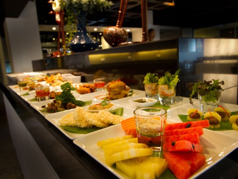 myhotel CMYK ratchada 9