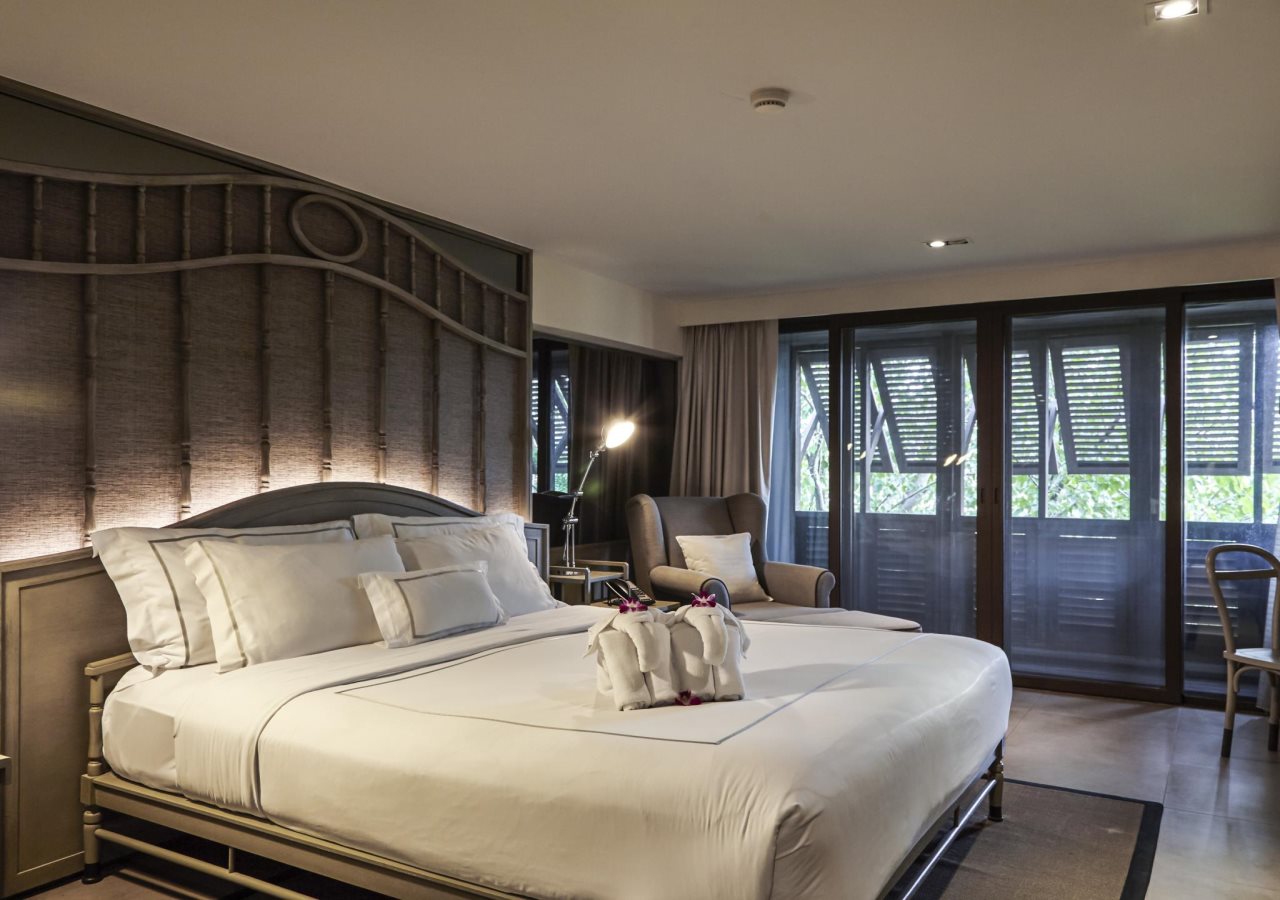 Riva Surya Bangkok 12