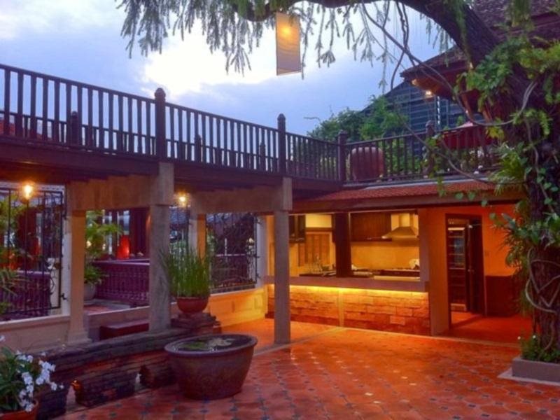 Chakrabongse Villas & Residences 13