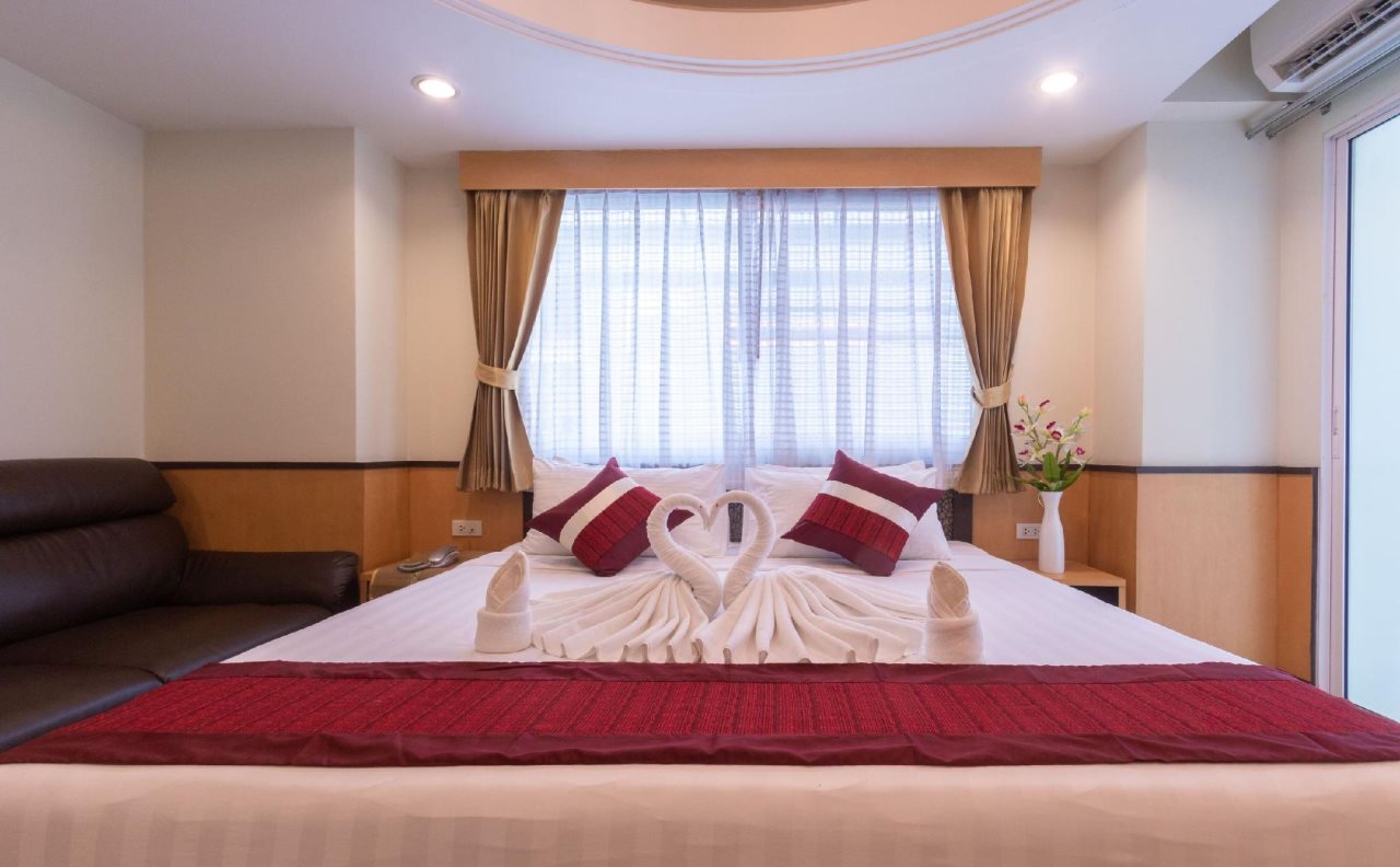 Gusto Pratunam Hotel 24