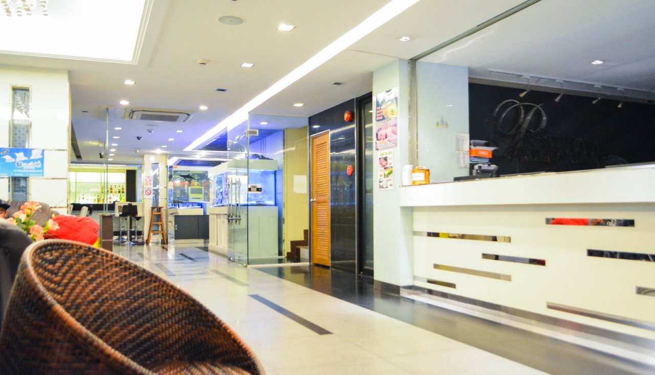 Gusto Pratunam Hotel 8