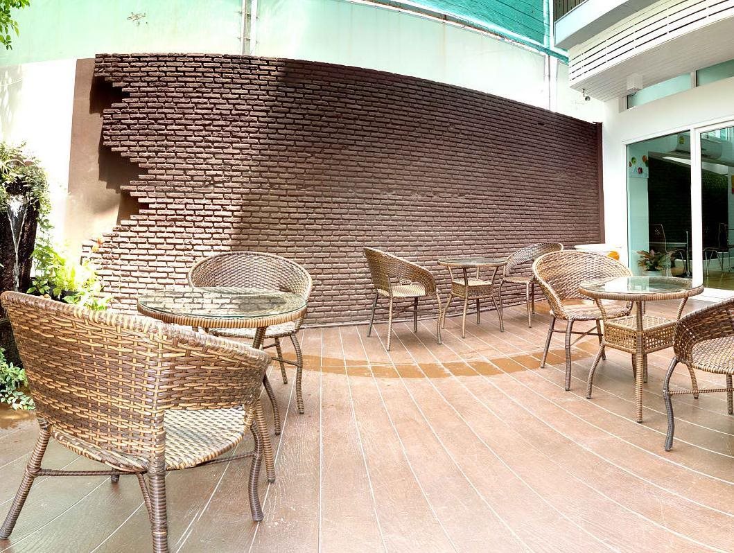Nantra Sukhumvit 39 Hotel 20