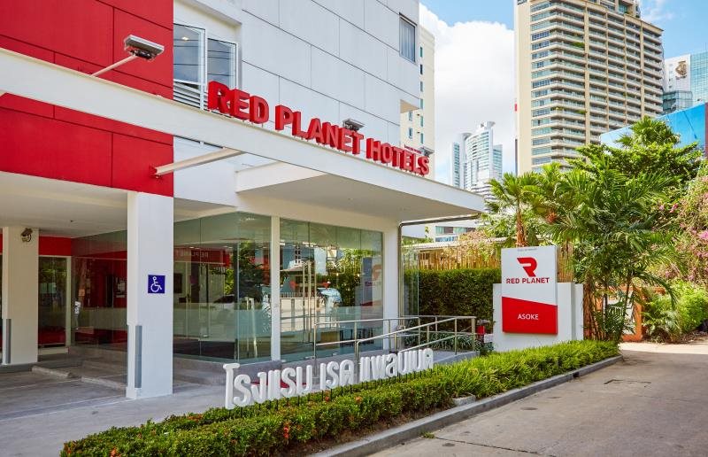 Red Planet Asoke 17