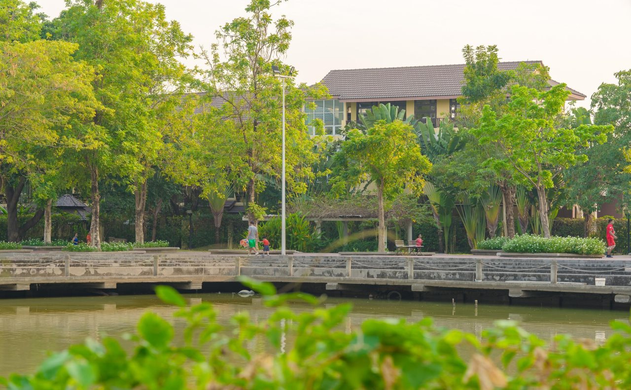 Suphan Lake Hometel 11