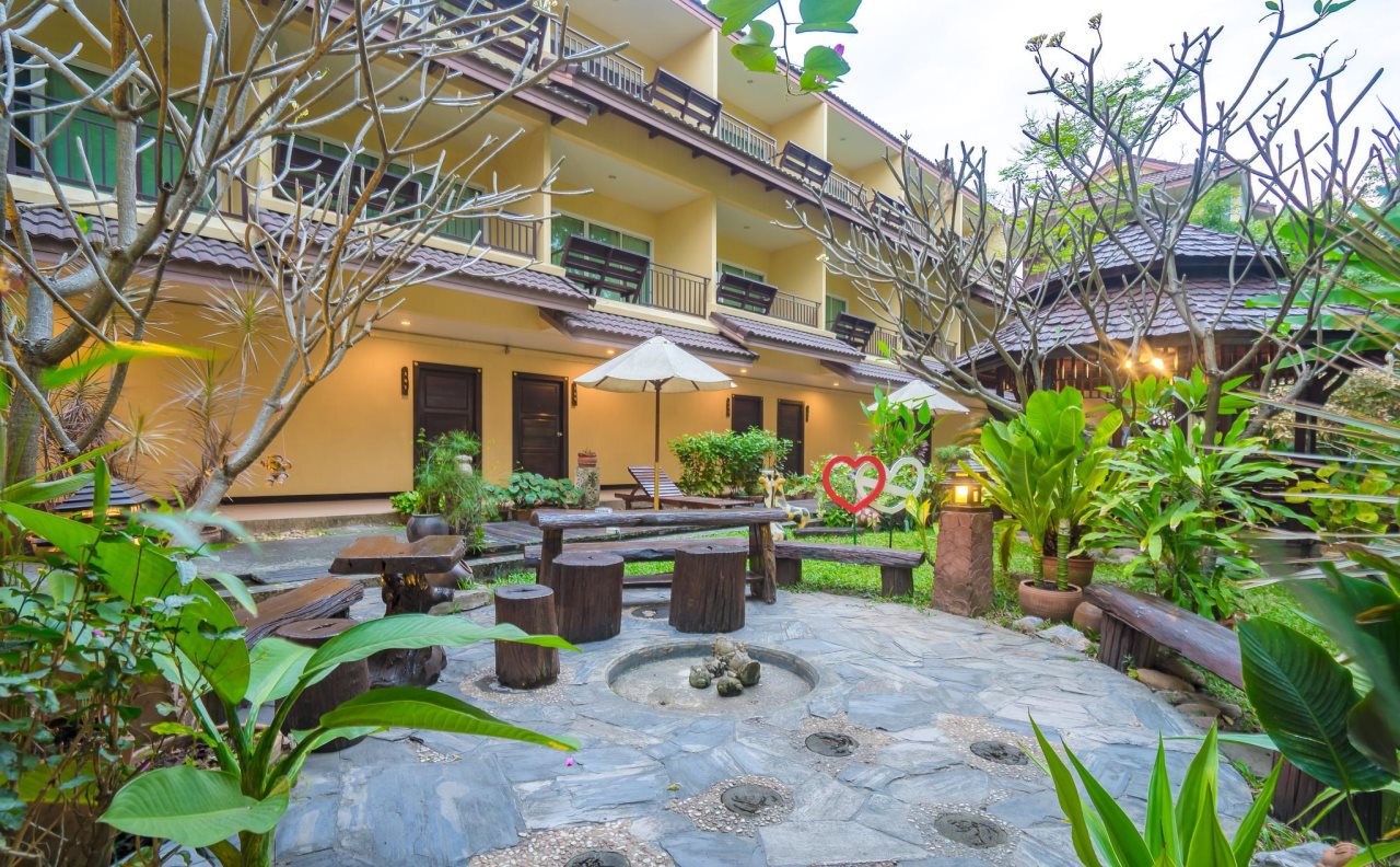 Suphan Lake Hometel 14
