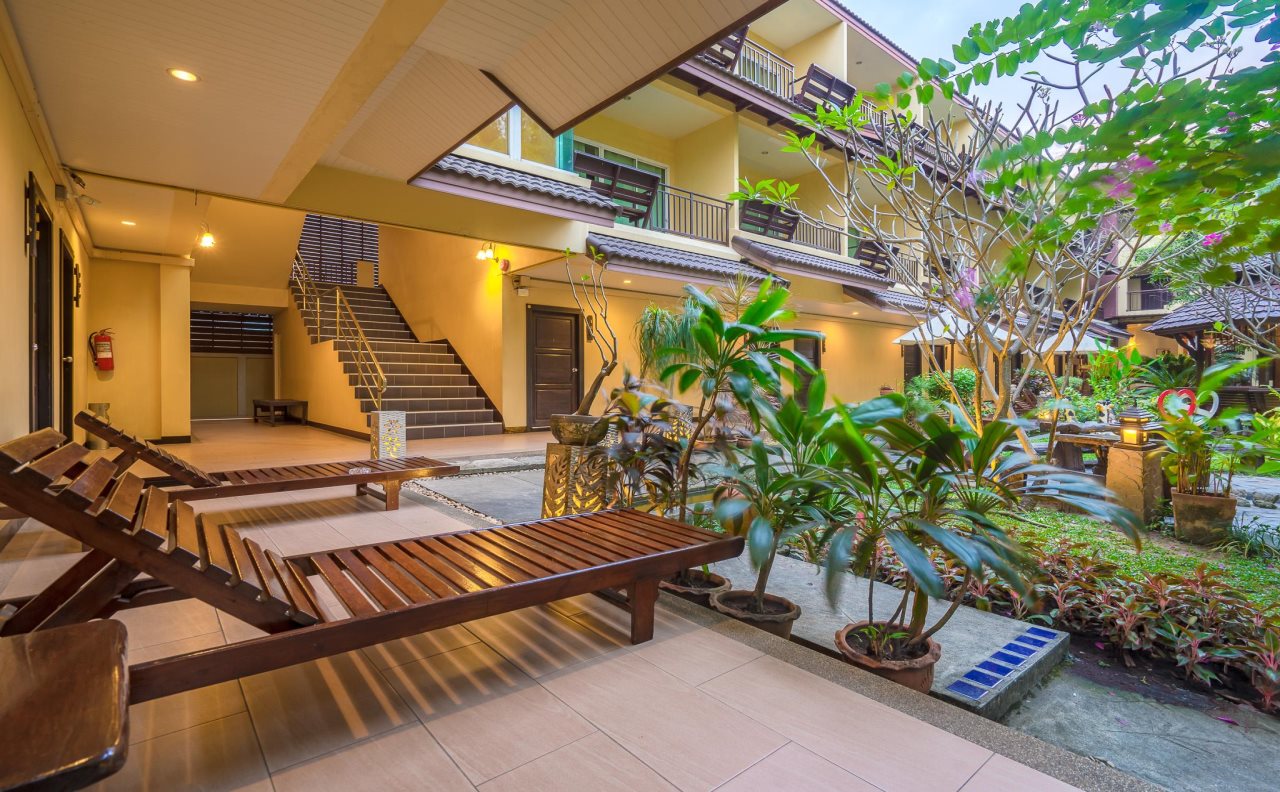 Suphan Lake Hometel 17