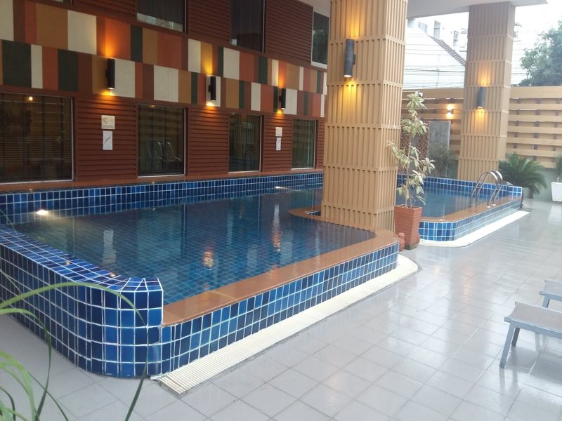 Prom Ratchada Residence & Spa 13