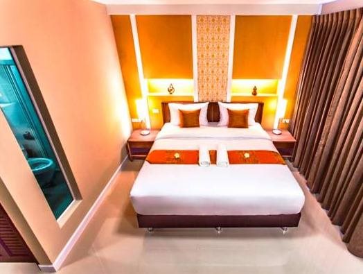 The Aim Sathorn 21
