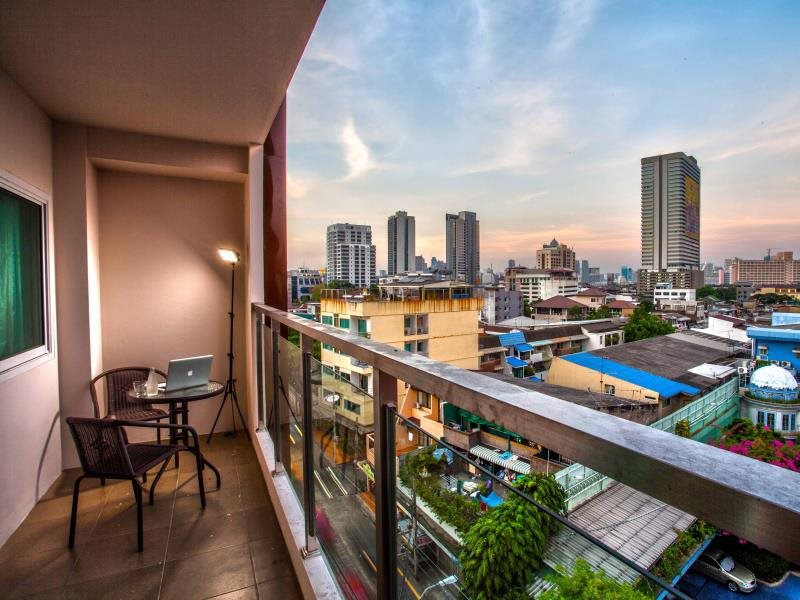 The Aim Sathorn 7