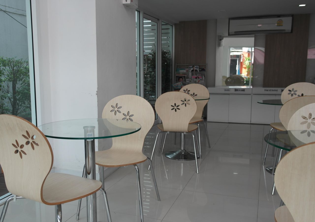 Nantra Ekamai, Bangkok 14