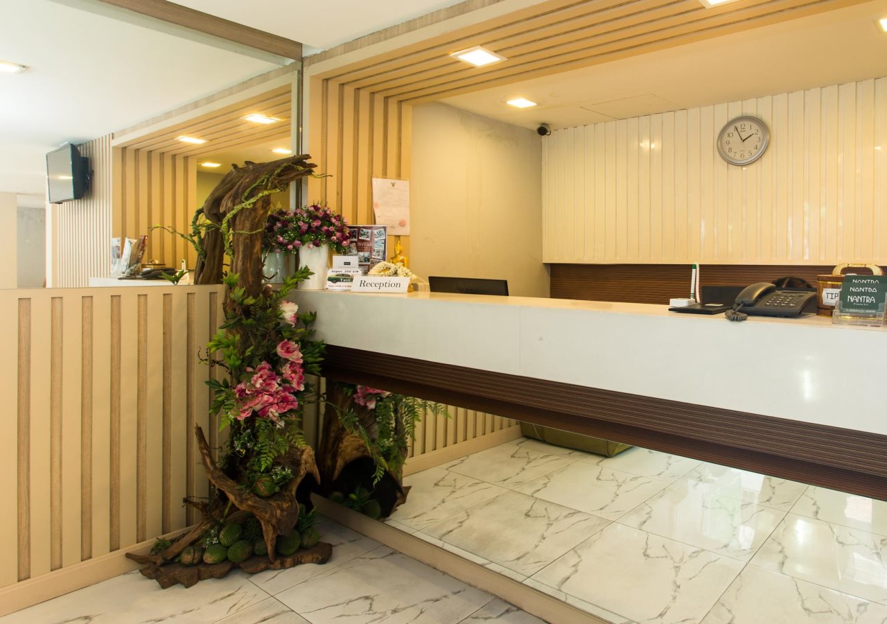 Nantra Ploenchit,Bangkok 16