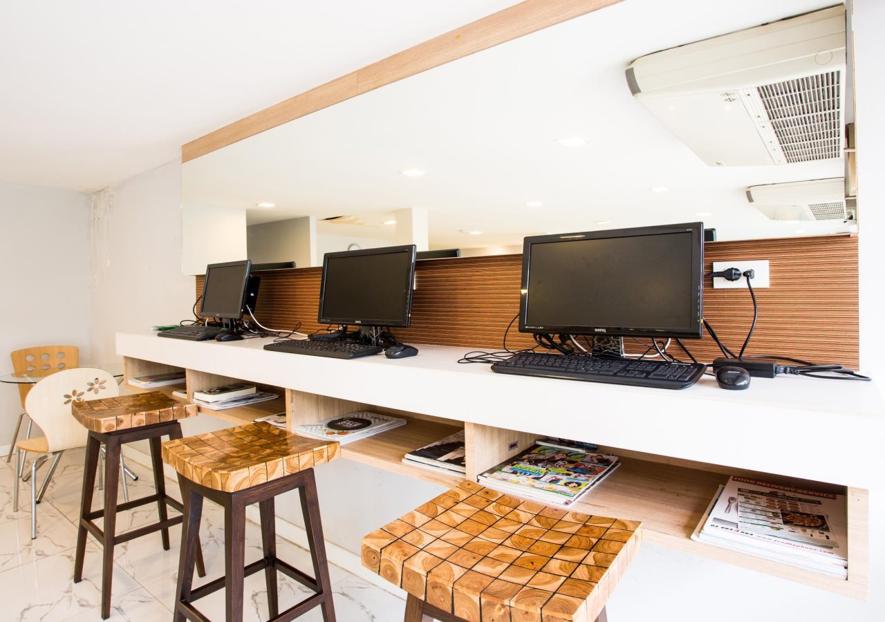 Nantra Ploenchit,Bangkok 20