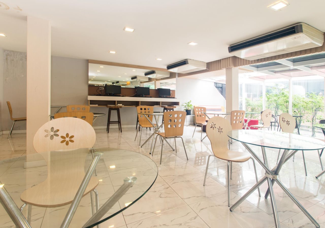 Nantra Ploenchit,Bangkok 6