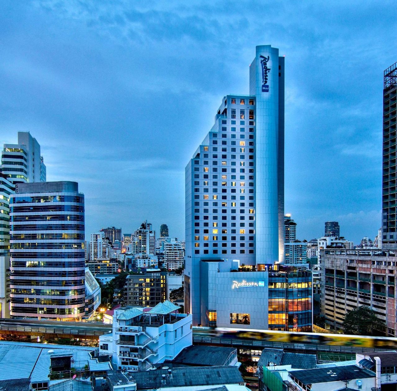 Radisson Blu Plaza Bangkok 24