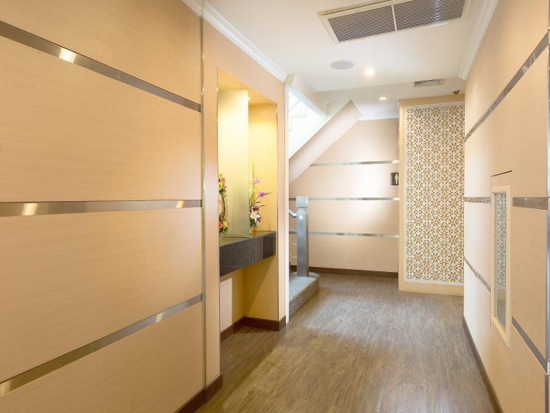 Oakwood Hotel & Residence Bangkok 14