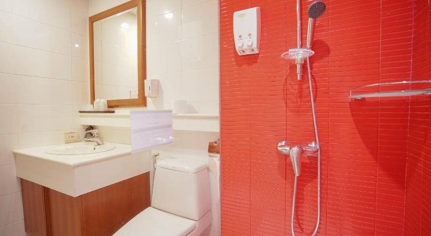 Baan Sukhumvit Soi 18 11
