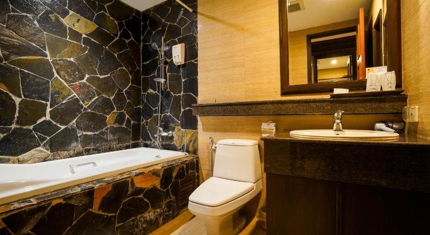 Baan Sukhumvit Soi 18 16