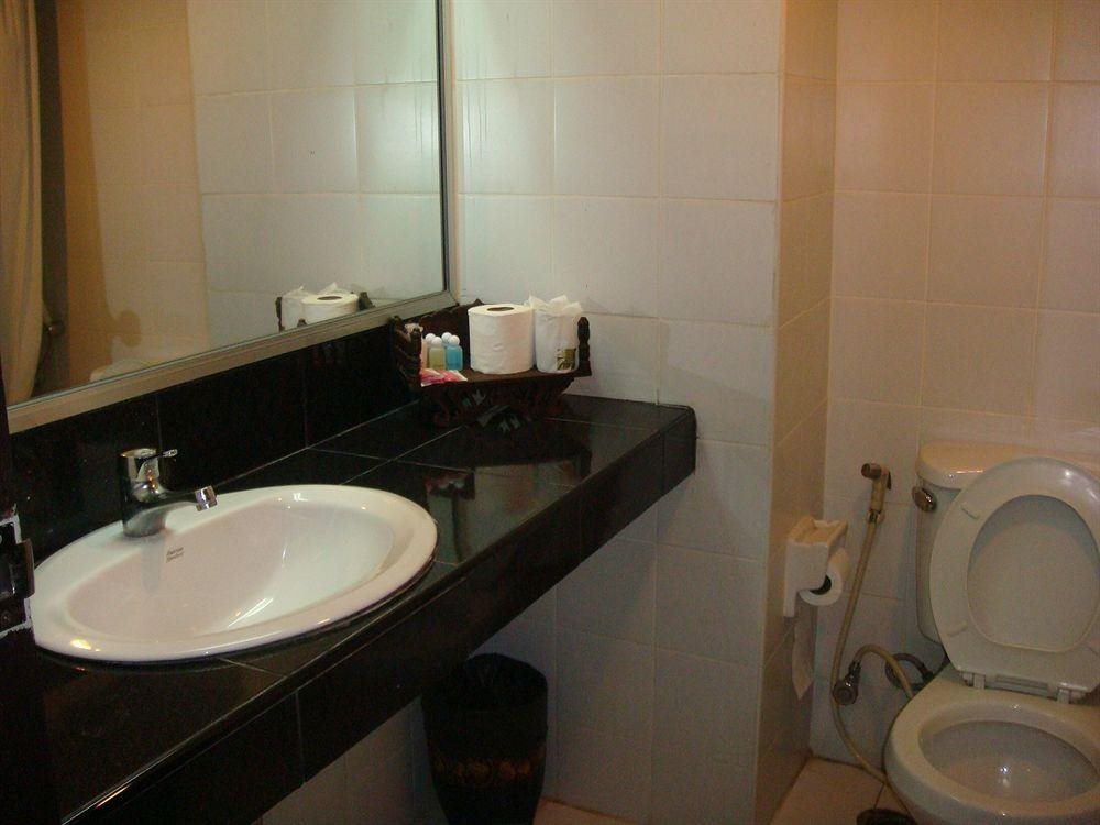 King Royal Garden Inn 23