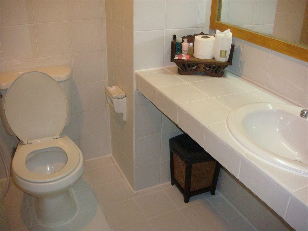 King Royal Garden Inn 24