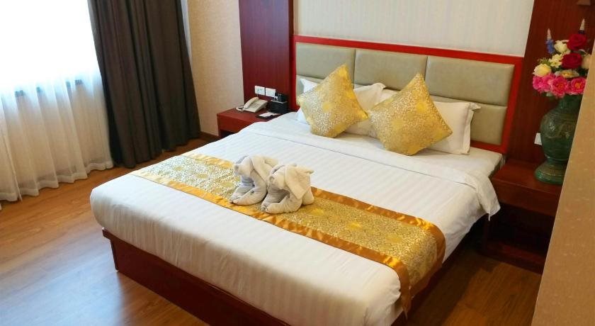Dancenter Bangkok Travellers Hotel 19