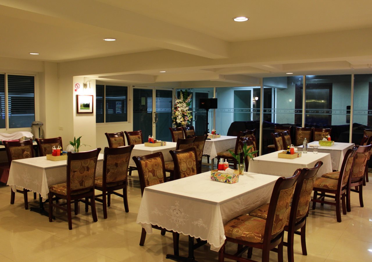Miloft Sathorn Hotel 11