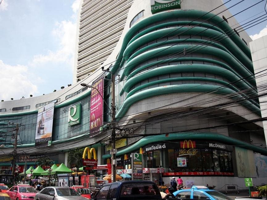 Miloft Sathorn Hotel 14