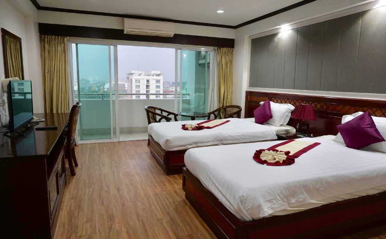 Miloft Sathorn Hotel 2