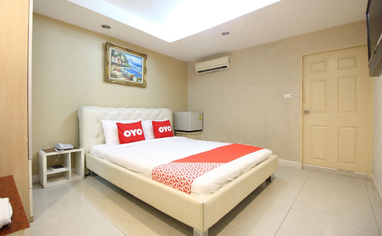 OYO 102 Diamond Residence Silom 2