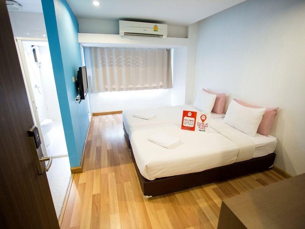 Nantra Silom Bangkok 2