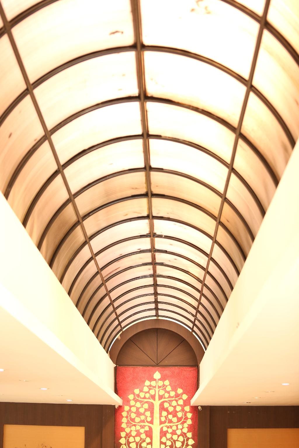 Boss Suites Nana Hotel 12