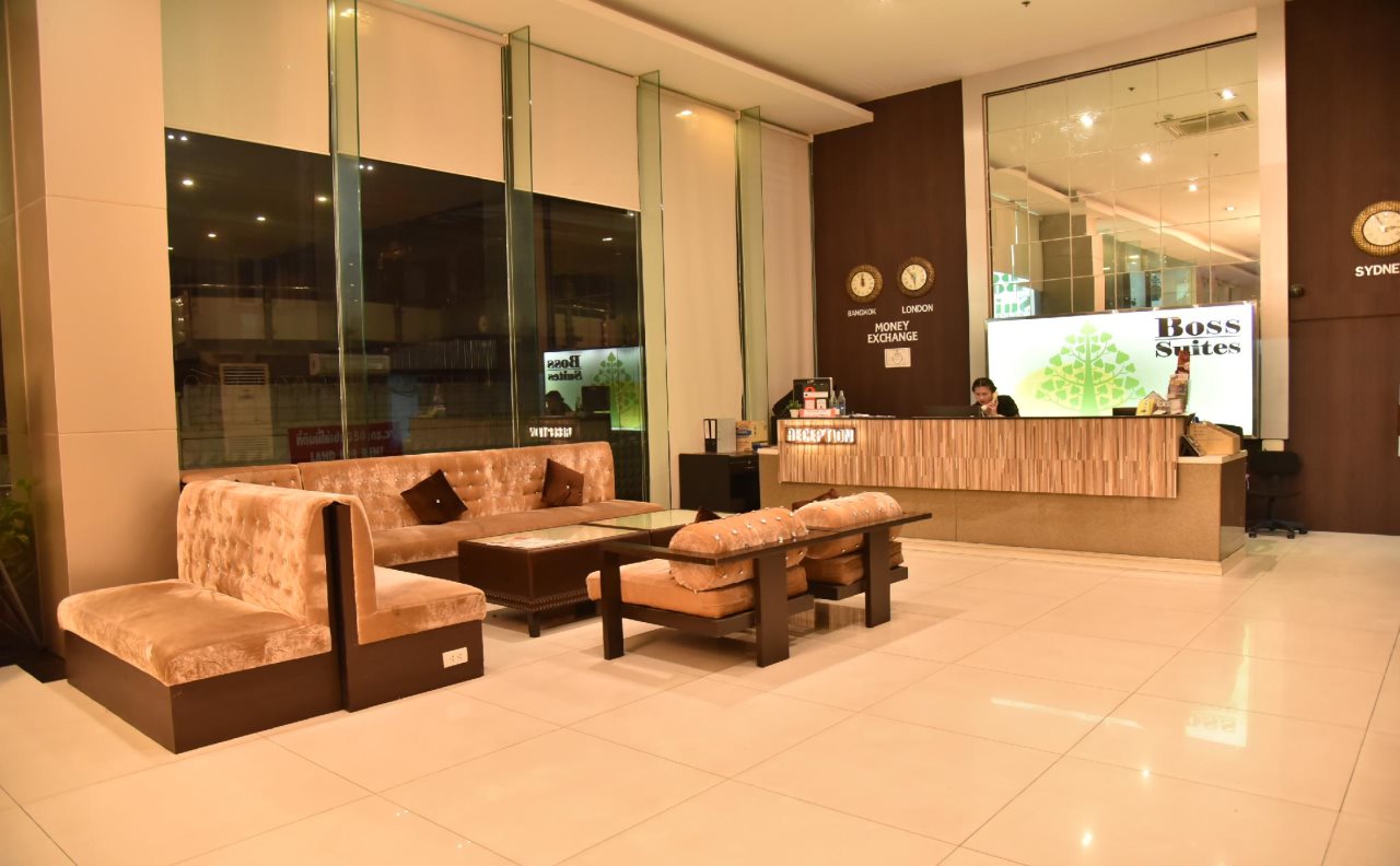 Boss Suites Nana Hotel 19