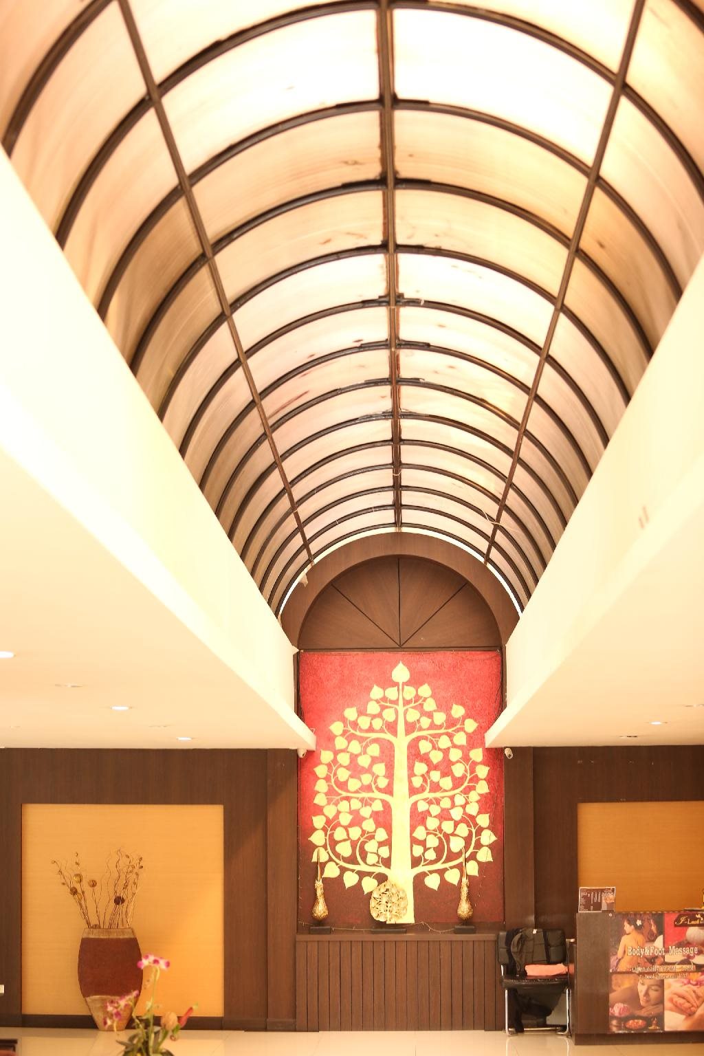 Boss Suites Nana Hotel 22