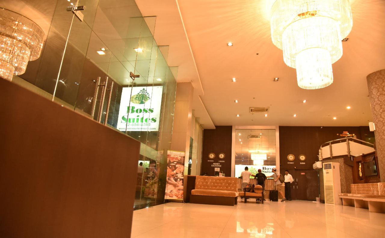 Boss Suites Nana Hotel 6