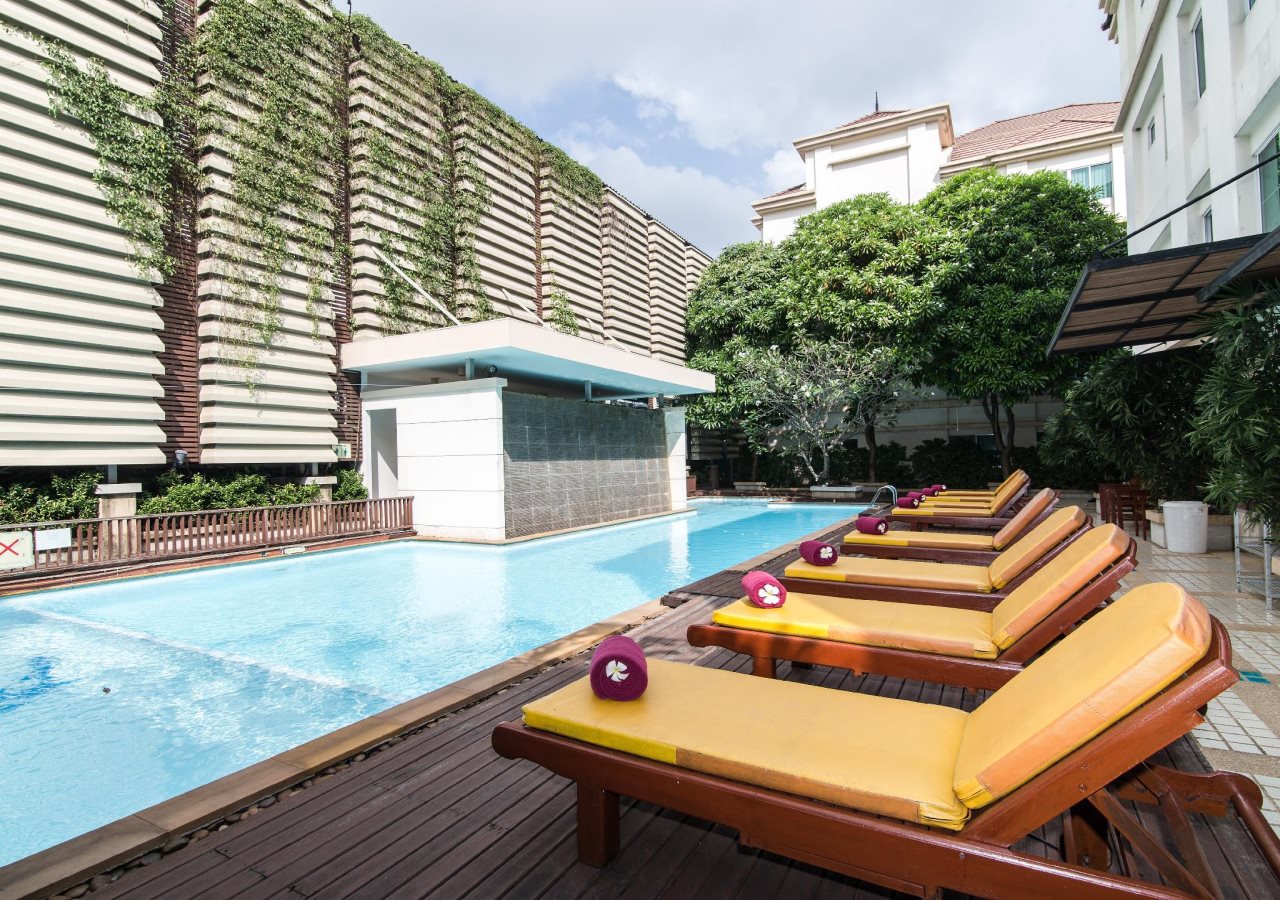 Avion Village 20