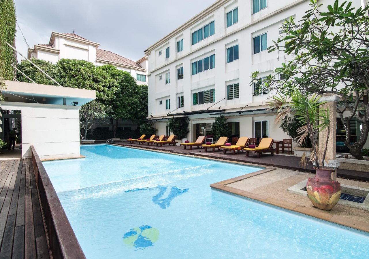 Avion Village 21
