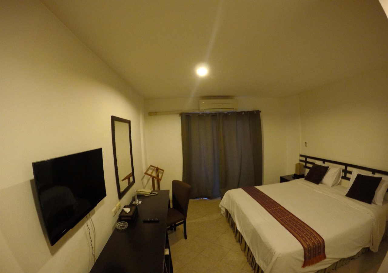 Drop Inn Bangkok 2