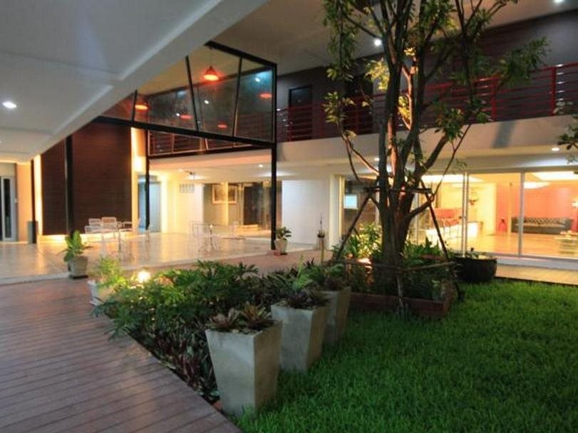 Peace Land Khaosan 14